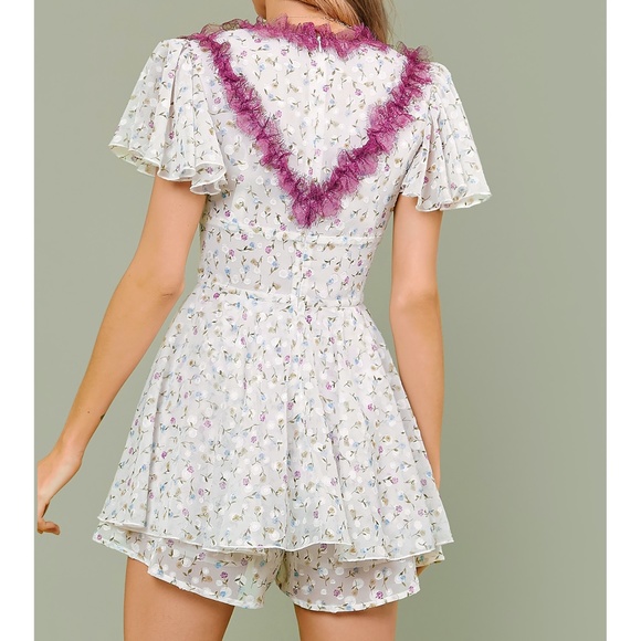 White Ditsy Floral Flounce Lace Trim Ruffle Romper - Picture 2 of 6